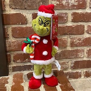 *LAST CHANCE Dr. Seuss The Grinch Singing Dancing Animated Doll. $4.99 Shipping!